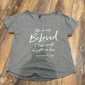Women’s t shirt